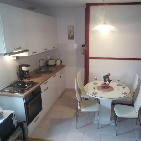 Luciana Apartment Zadar